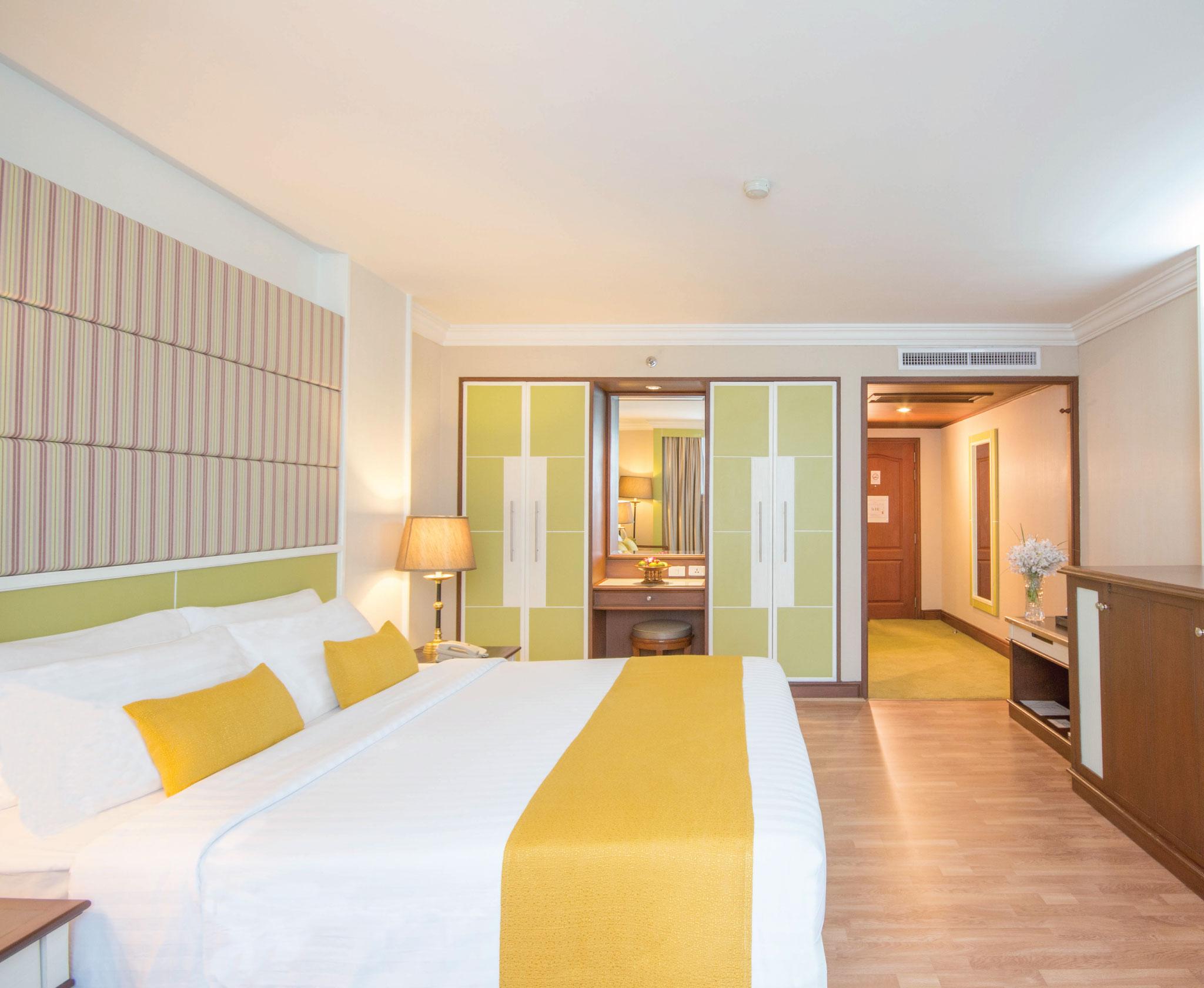 Golden Tulip Sovereign Hotel Bangkok Zewnętrze zdjęcie