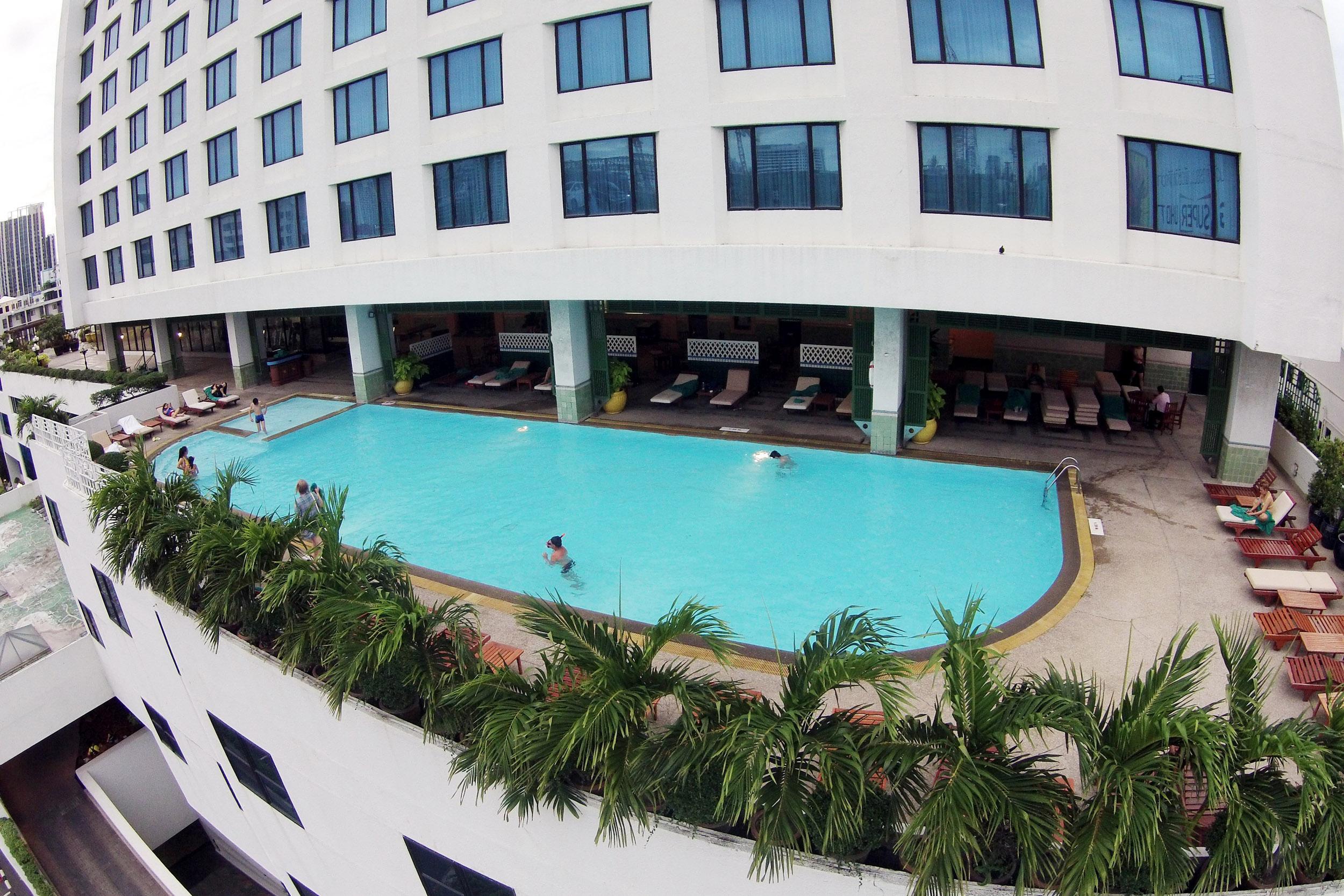 Golden Tulip Sovereign Hotel Bangkok Zewnętrze zdjęcie