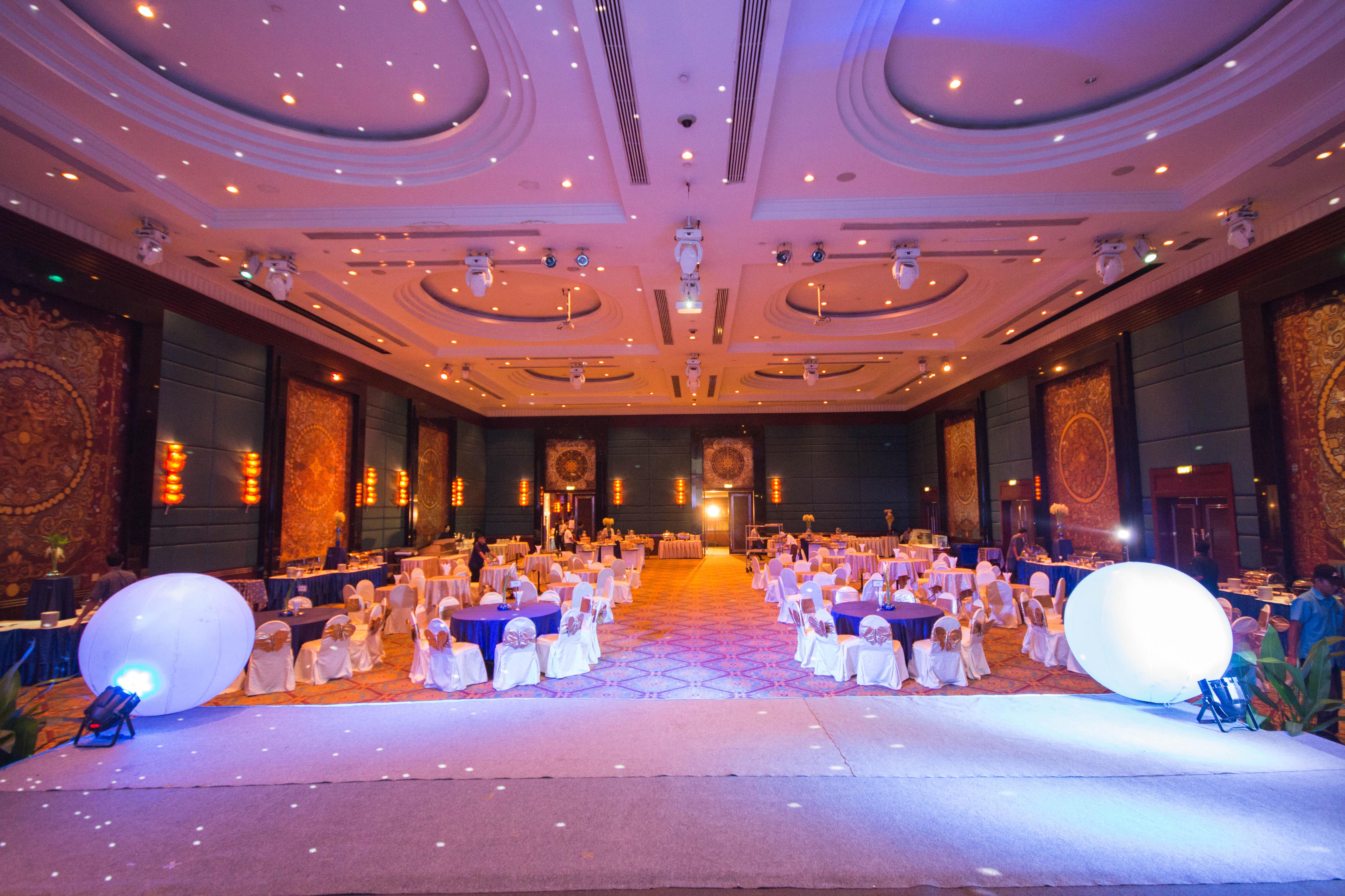Golden Tulip Sovereign Hotel Bangkok Zewnętrze zdjęcie