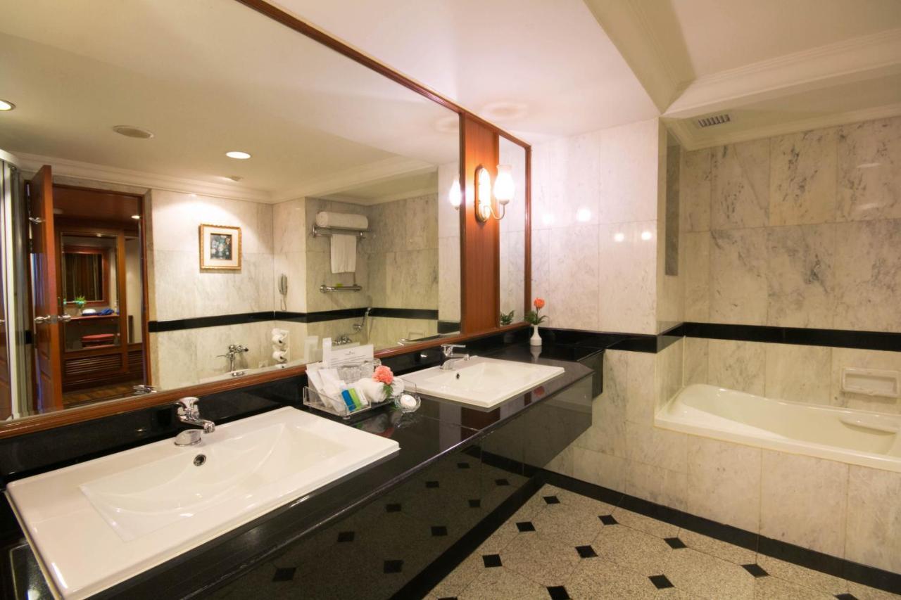 Golden Tulip Sovereign Hotel Bangkok Zewnętrze zdjęcie