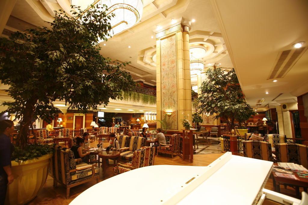 Golden Tulip Sovereign Hotel Bangkok Zewnętrze zdjęcie